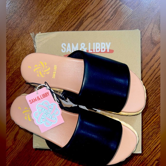 Sam & Libby Classic Black Slides - Picture 2 of 2